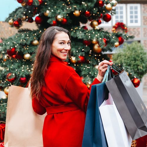 Christmas-Shopping✨🎄 Hast du schon alle Weihnachtsgeschenke? Bei uns hast du die perfekte Auswahl für all deine...